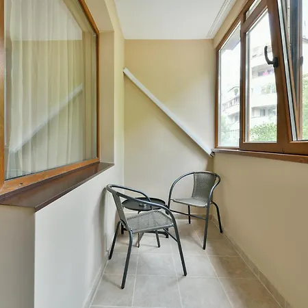 Location 2br - 6 Guests Apartman *