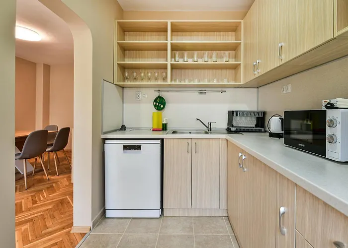 Apartman Location 2br - 6 Guests *