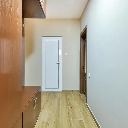 Location 2br - 6 Guests * Βάρνα